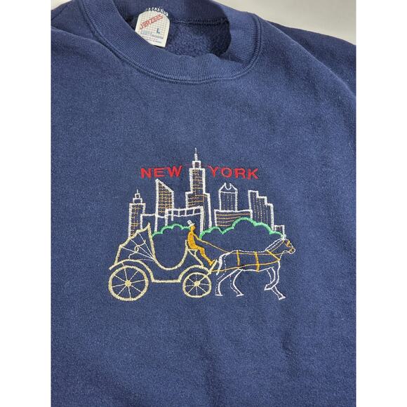 Vintage New York City Embroidered Crewneck Pull Over Sweater Navy Horse Carriage - Picture 3 of 5